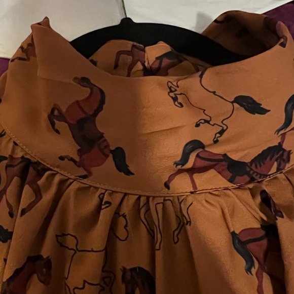 Wayward Fancies 18W, high-neck, kitschy horse pattern dress with retro vibes - Picture 5 of 6